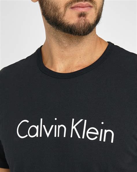 Calvin Klein t shirt real